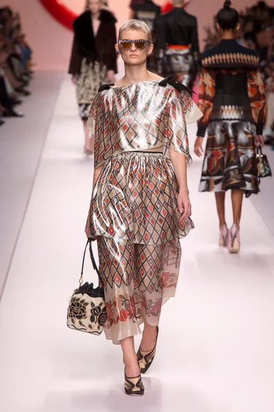 Look 42